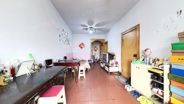 上海大众家属院二手房实景图