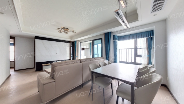 万科星光森林B区二手房实景图