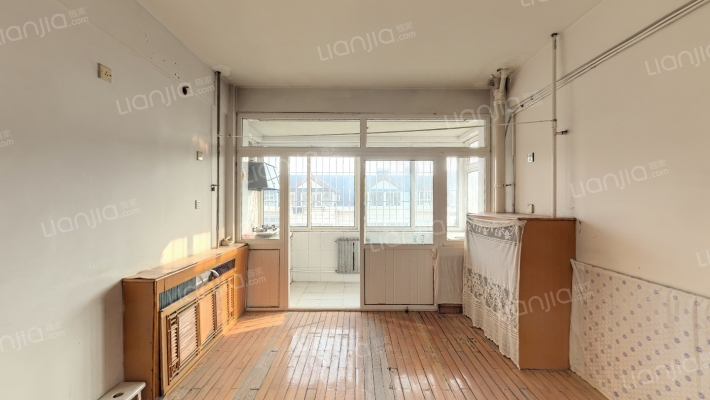 金安小区二手房实景图