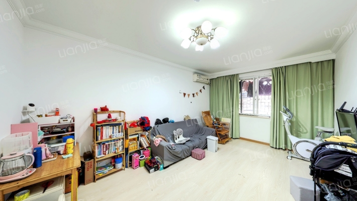 莲前水务集团宿舍二手房实景图