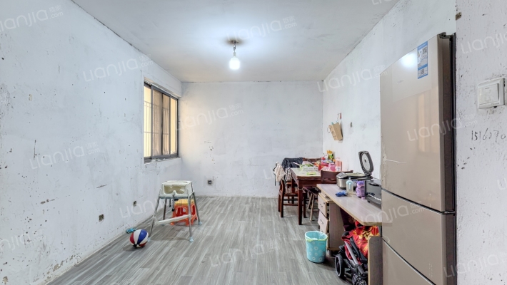 孟里花园二手房实景图