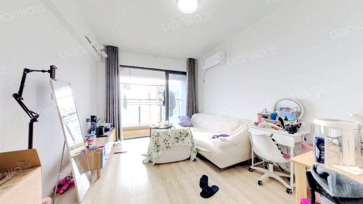 深业泰然观澜玫瑰苑二手房实景图
