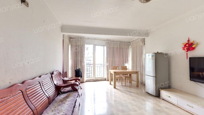 海德福苑B区二手房实景图