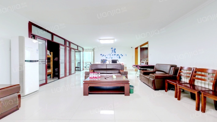 立恒名苑二手房实景图