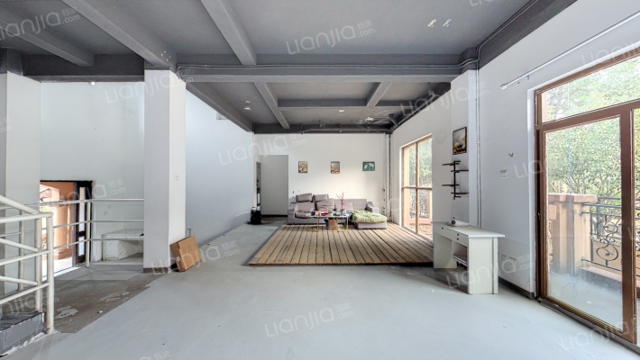 云亩天朗二期溪谷二手房实景图