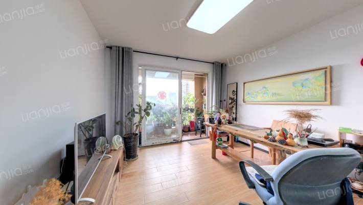 保利湖畔阳光苑一期二手房实景图