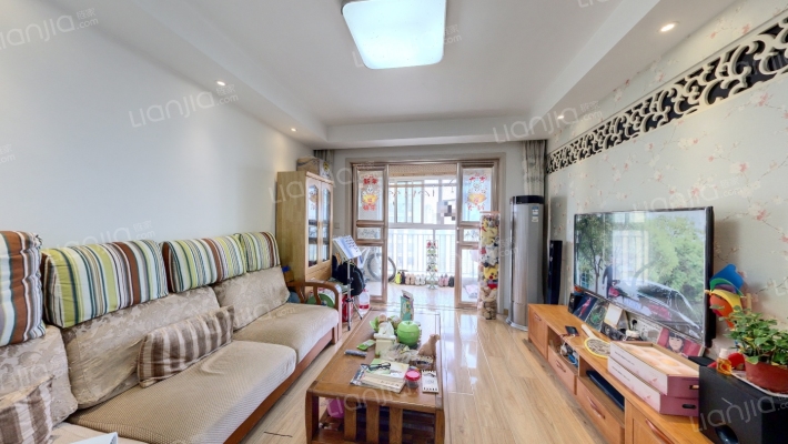 金科世界城E区二手房实景图