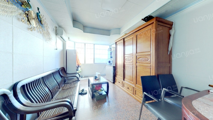 地质勘察院二手房实景图