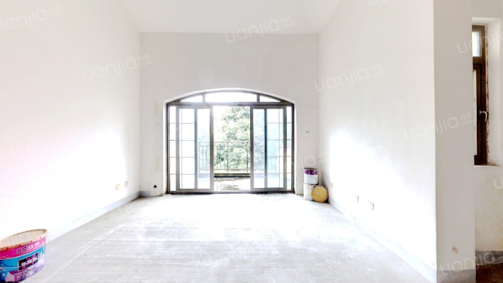 鹭湖宫二区二手房实景图