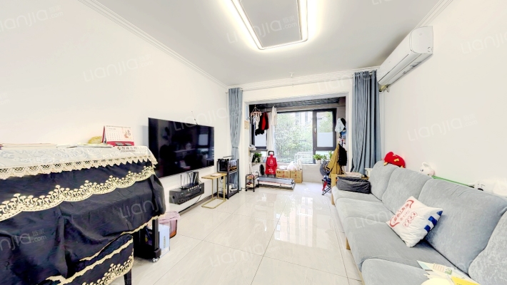 富力·开远城F区二手房实景图