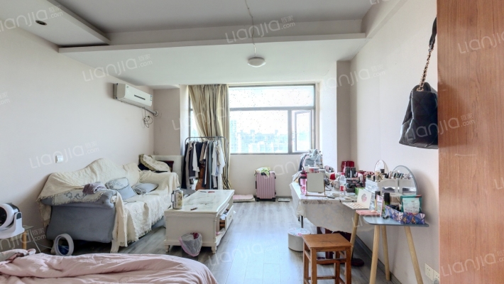 瑞凯国际二手房实景图