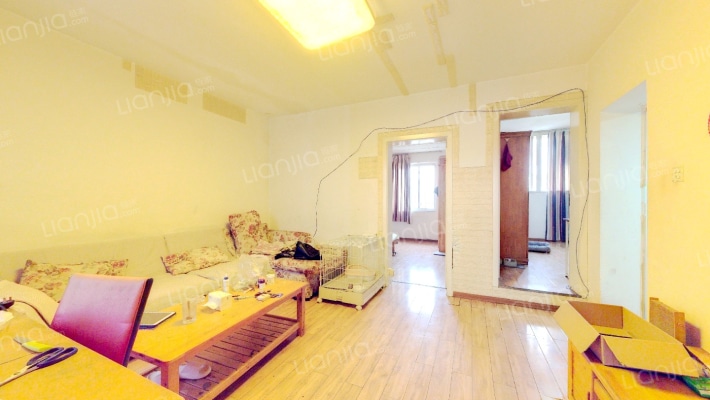 旅游职中教师公寓二手房实景图