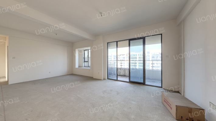 美泉悦府二手房实景图