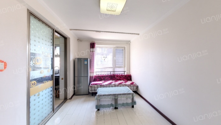 漾日华庭二手房实景图