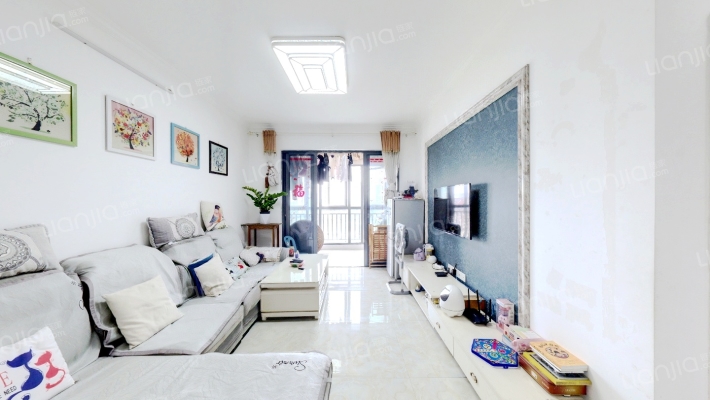 绿地玫瑰城东区二手房实景图