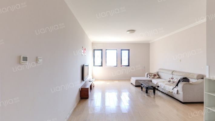 天津华侨城聆水苑二手房实景图