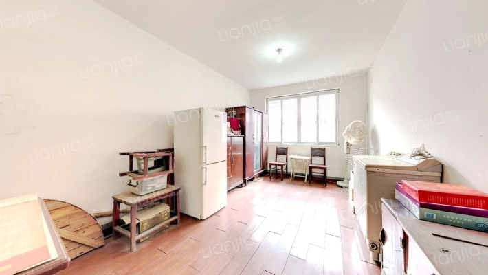 鞍山六村二手房实景图