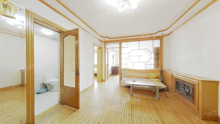 国隆新村二手房实景图