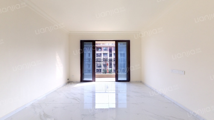 碧桂园龙城花园里二手房实景图