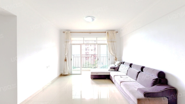 美兰官邸二手房实景图