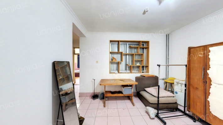 燕翔路9号二手房实景图