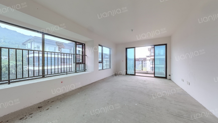 兴城人居云山府二手房实景图