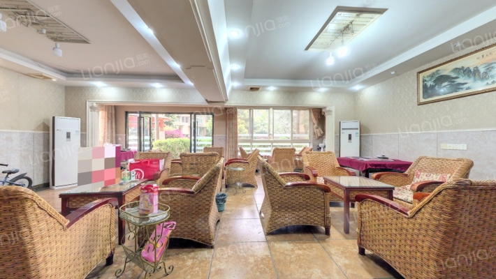 金色海岸二手房实景图