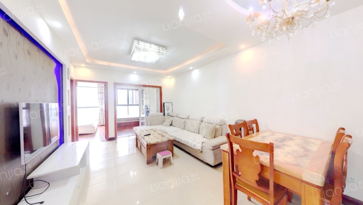 鸿阁新座二手房实景图