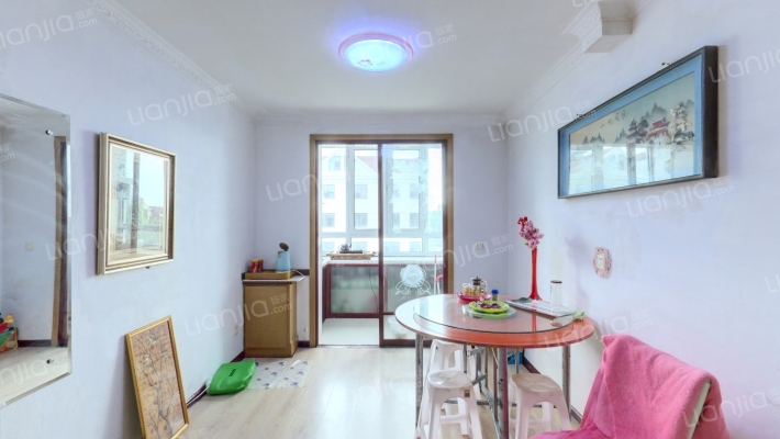 商业大街二手房实景图