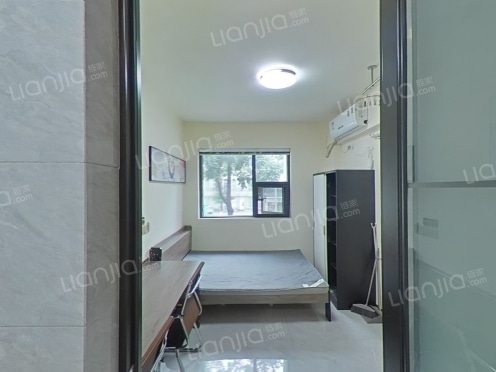 合租·金域香洲 8居室 东南卧