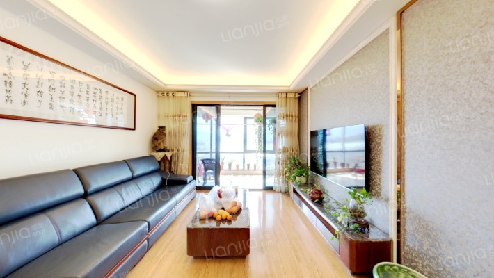 融信白宫二手房实景图