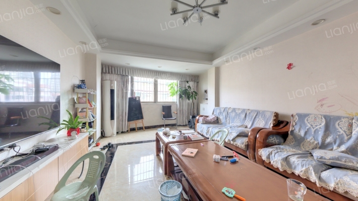 东泰花园丰华苑二手房实景图