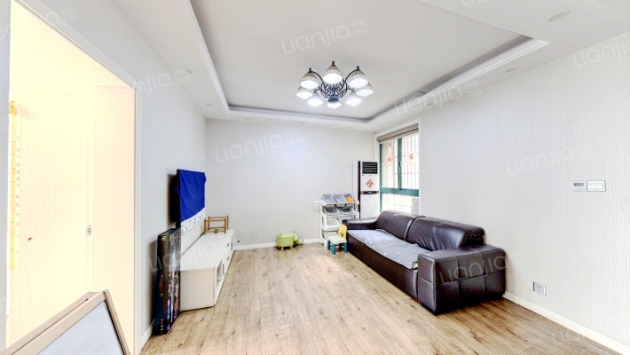 映山菁华二手房实景图