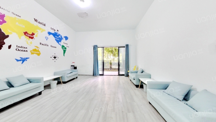 保利公园198丁香郡二手房实景图