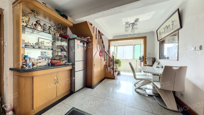 加东花园二手房实景图