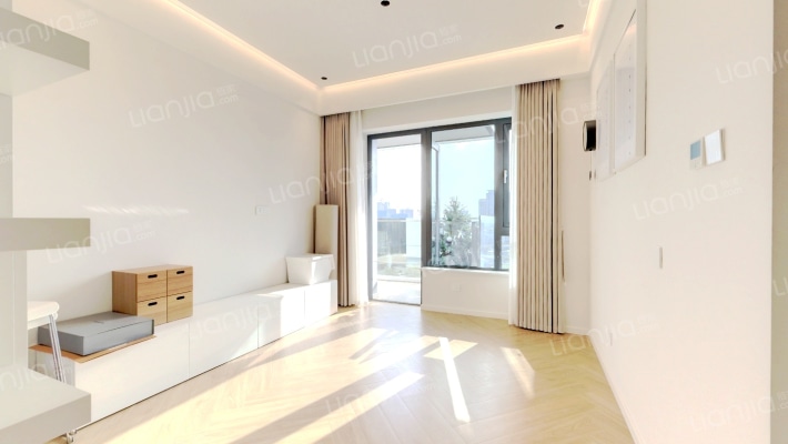 麓湖生态城云镜二手房实景图