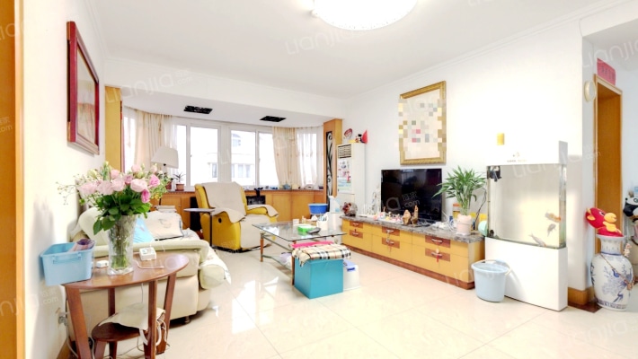 青岛中房云溪小区D二手房实景图