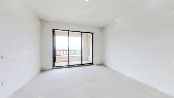 青岛国泰华府二手房实景图