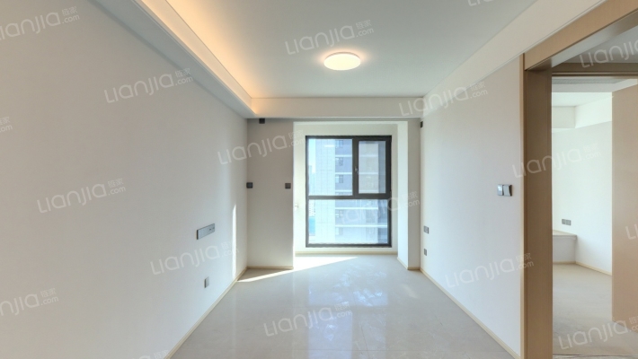 中海和平之门二手房实景图