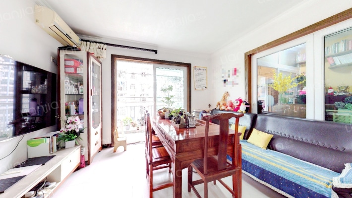 郁金香家园二手房实景图