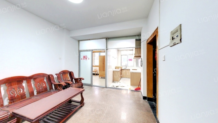 龙腰新村二手房实景图