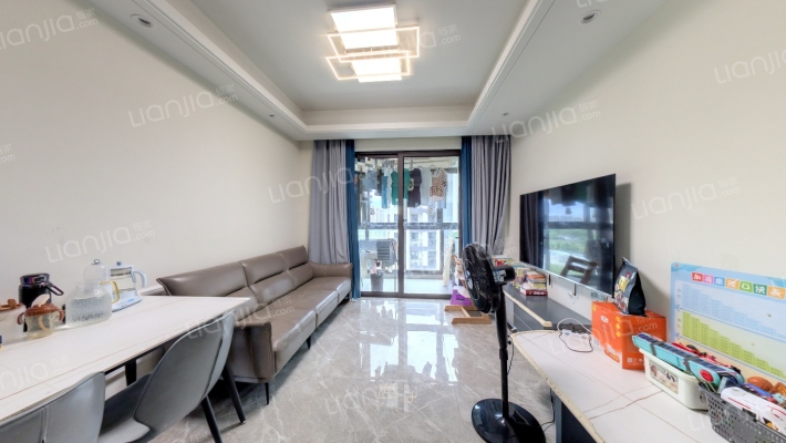 保利云上二手房实景图