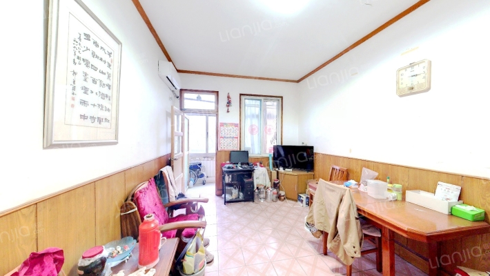 成套局宿舍二手房实景图