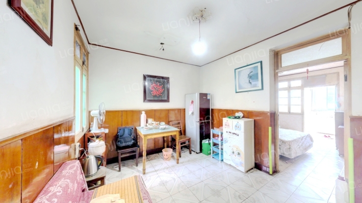 邮政局宿舍二手房实景图