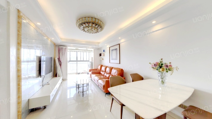 香槟水郡二手房实景图