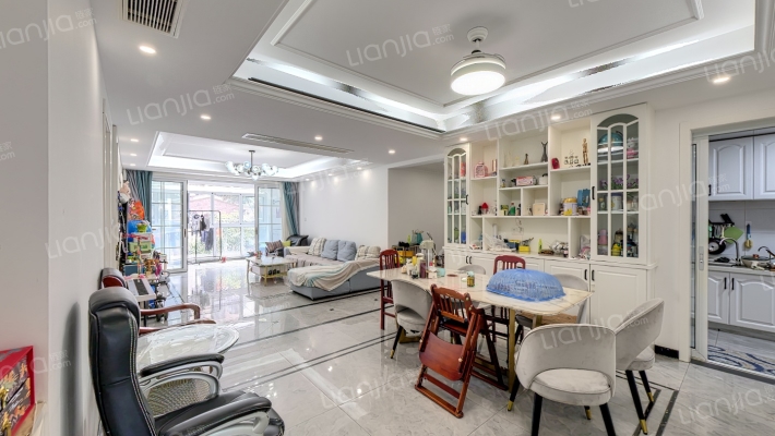 野风启城二手房实景图