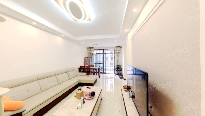 凤凰湾驭城二手房实景图