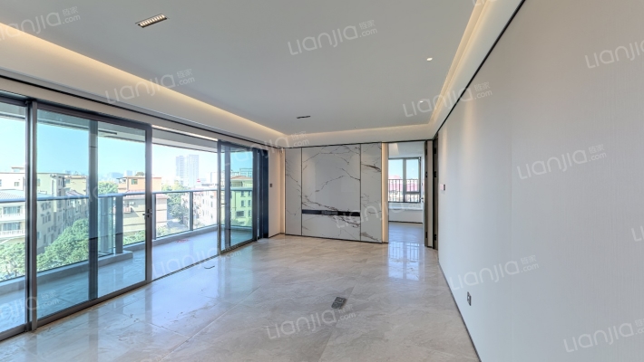 松湖润府二手房实景图