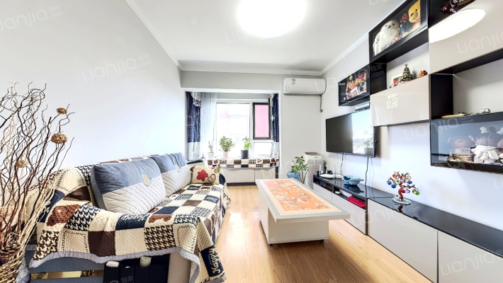 鲁尔新天地二手房实景图