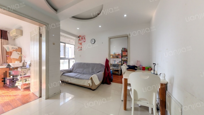 远香舫新苑二手房实景图